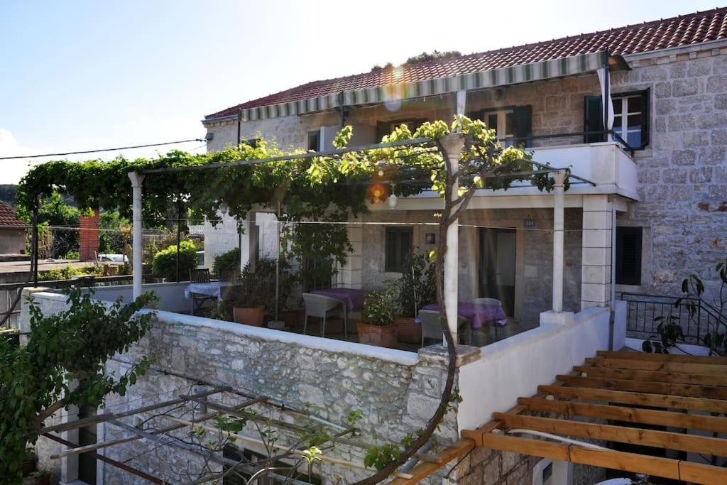 Pinta Apartments Lumbarda Extérieur photo