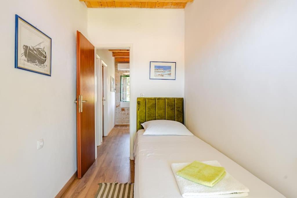 Pinta Apartments Lumbarda Extérieur photo