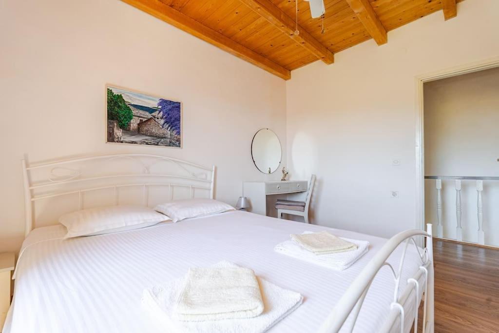 Pinta Apartments Lumbarda Extérieur photo