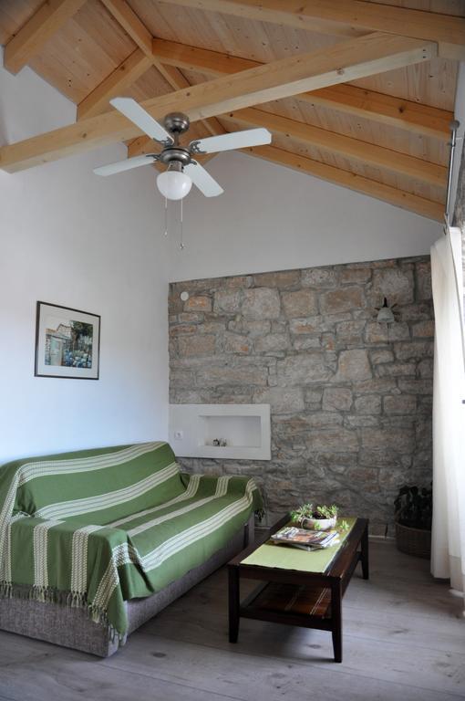 Pinta Apartments Lumbarda Chambre photo