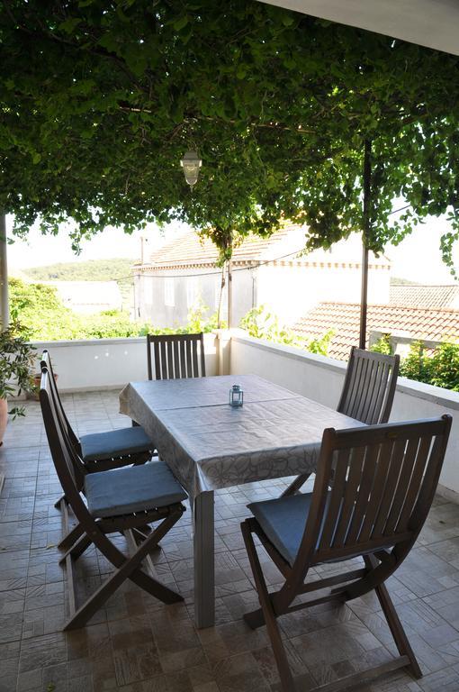 Pinta Apartments Lumbarda Chambre photo