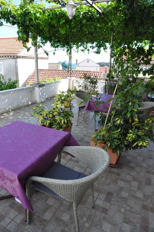 Pinta Apartments Lumbarda Chambre photo